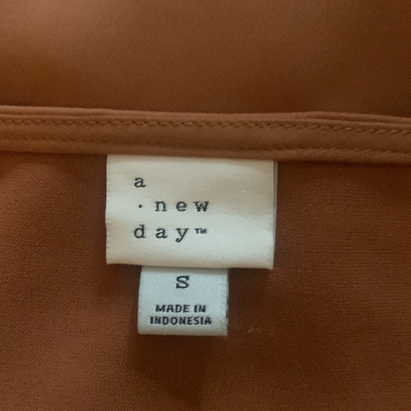 A New Day Matte Satin Essential Cami - Picture 9 of 10